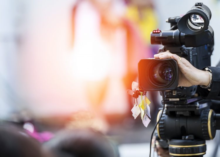 WERDE TEIL EINER REVOLUTIONÄREN VISION